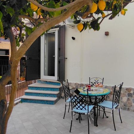 Casa Fortuna A Due Passi Dal Mare Cetara Exterior photo
