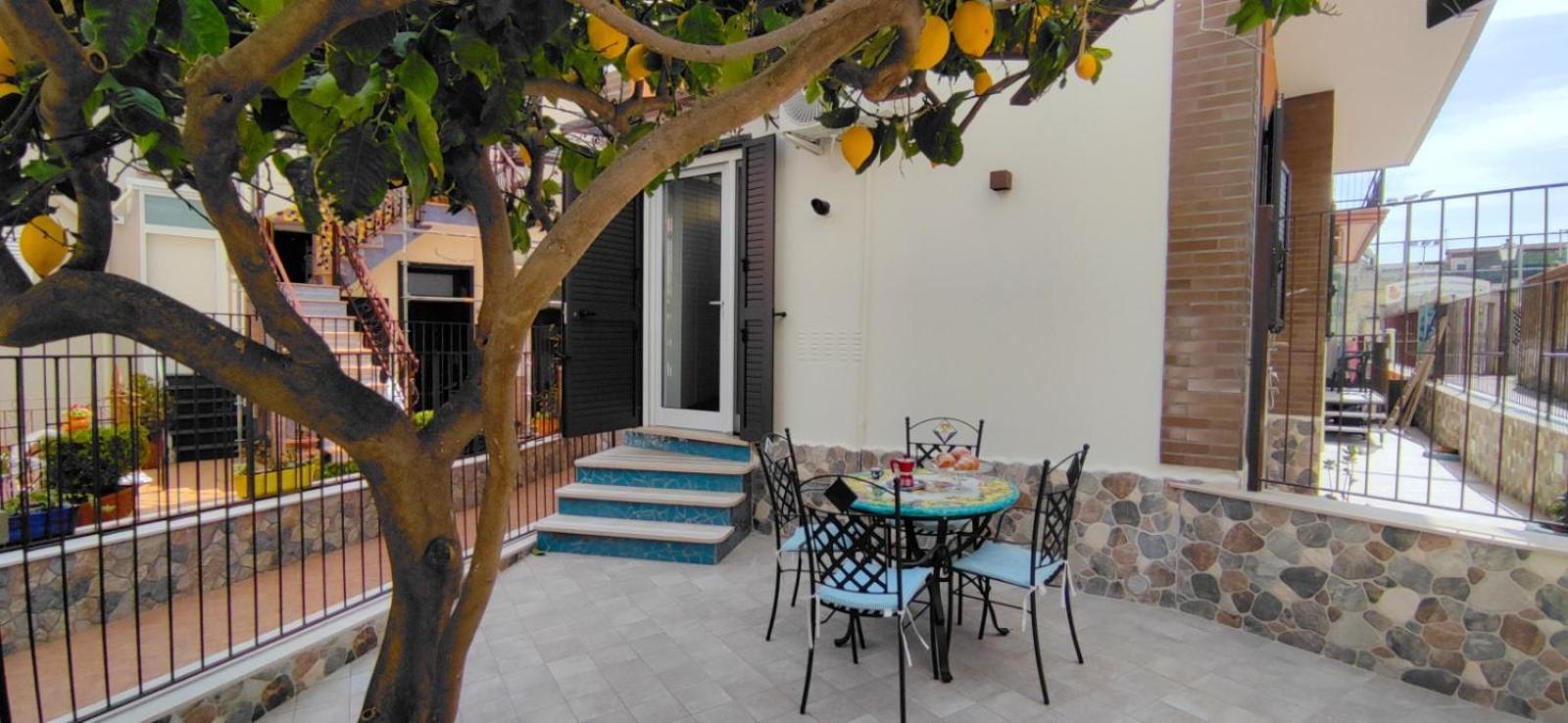 Casa Fortuna A Due Passi Dal Mare Cetara Exterior photo